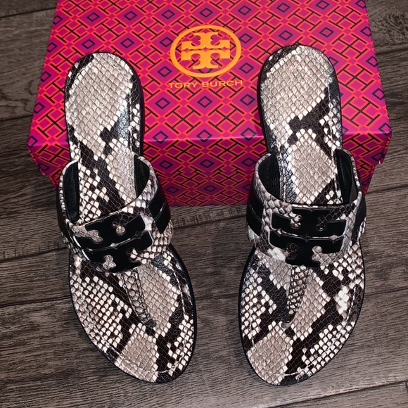 Tory Burch Shoes - Tory Burch sandals New with box size 8 🖤